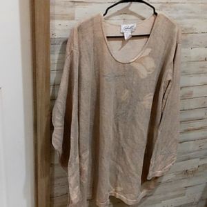 Gabrielle women's sweater.   Box 285.  5/23